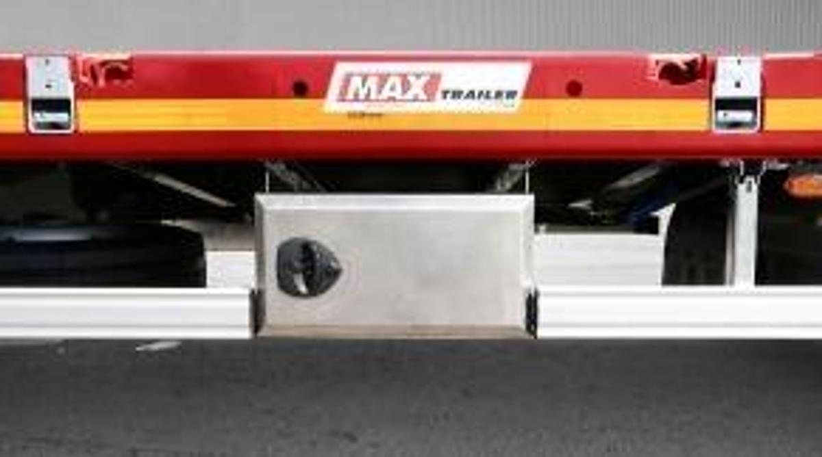 MAX600 turntable trailer