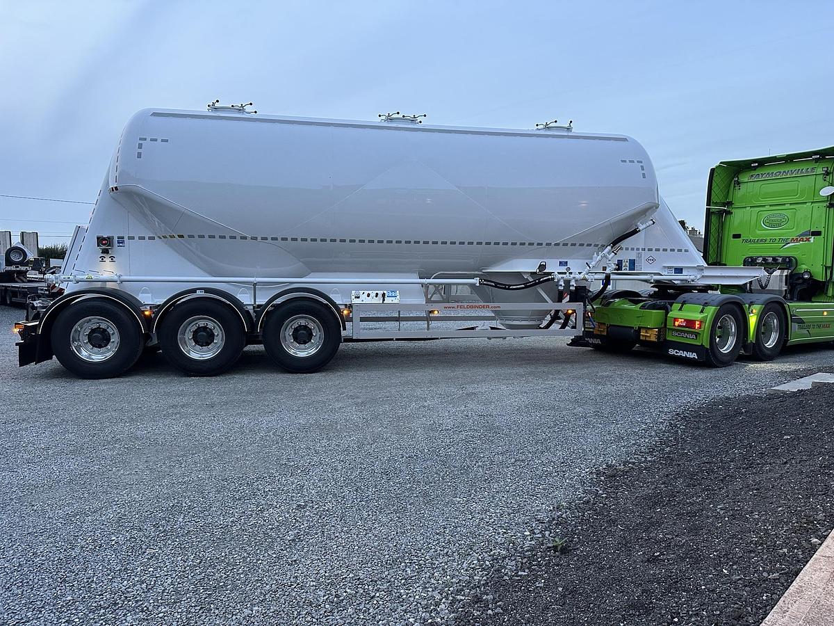 Feldbinder Bulk Tank.