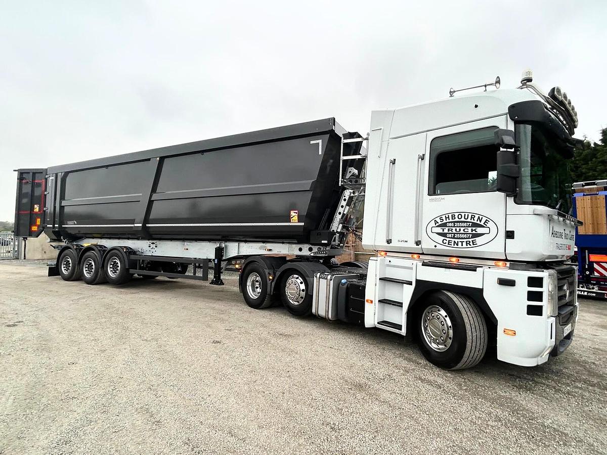 NEW SCHMITZ 10.5m STEEL SCRAP BULK TIPPING TRAILER 