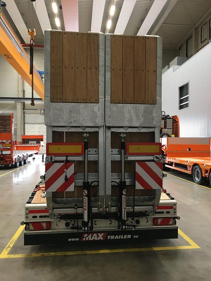 Used NEW MAX Trailer, Draw Bar Low Loader