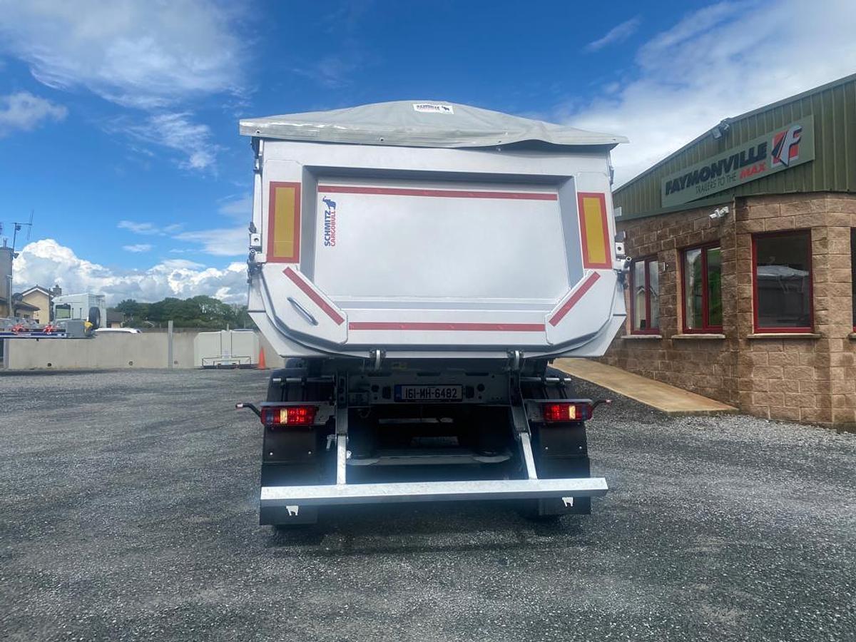 Used New Schmitz tipping trailer,