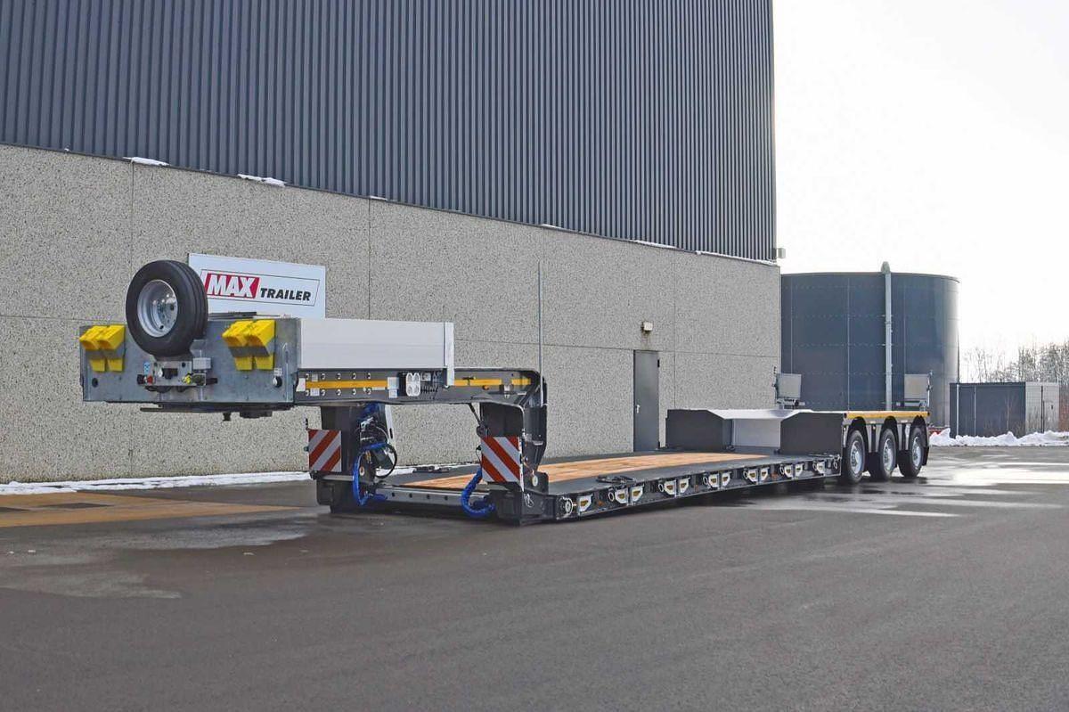 New Faymonville 3 axle LOWBED,Extender Available Q4