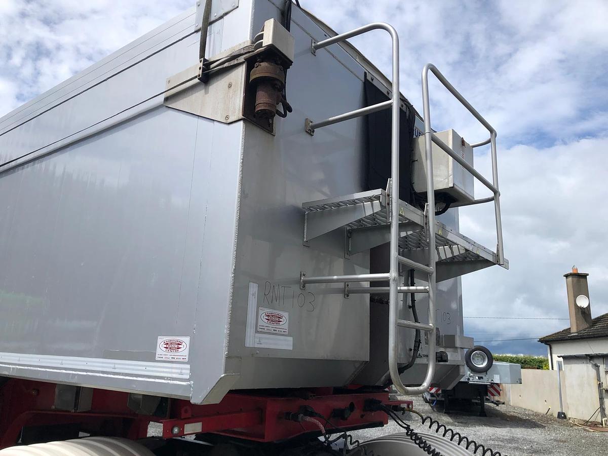 Used 2009 Fruehauf BULK TIPPING TRAILER