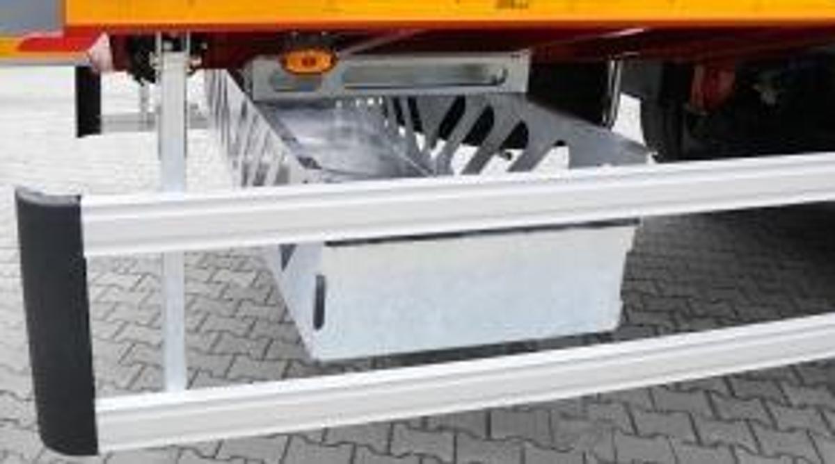 MAX200 flatbed trailer