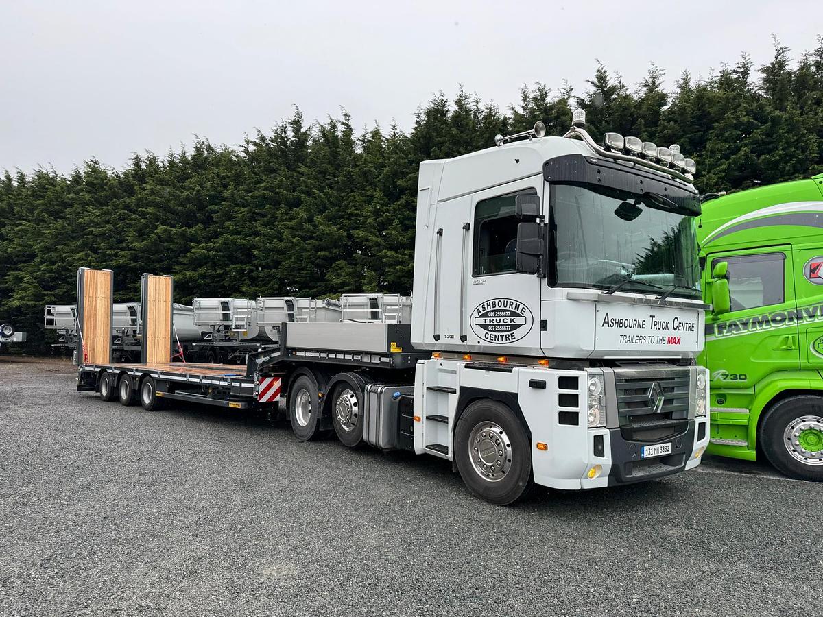 Faymonville 9ft wide 3 axle