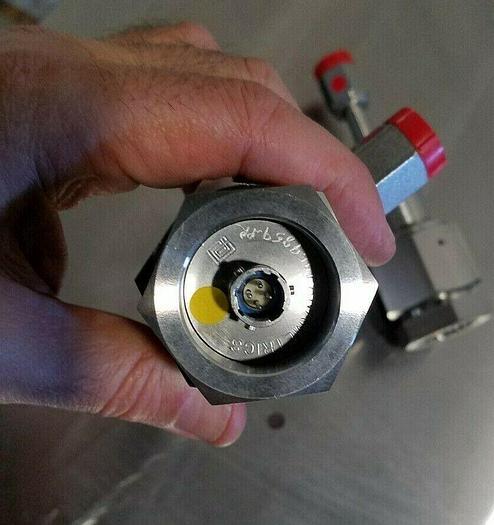 Used Panametrics Electronic Stainless Steel Valve 259859 PR & 269306 PR NEW!!!