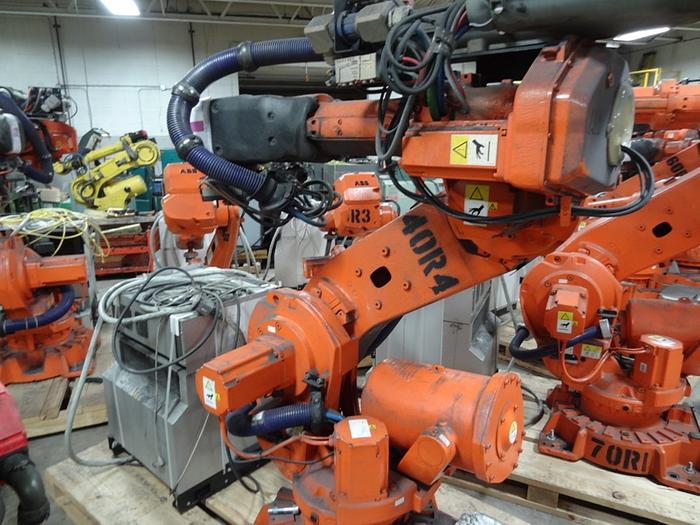Used ABB IRB 6640 6 AXIS CNC ROBOT 235KG X 2.55 REACH IRC5