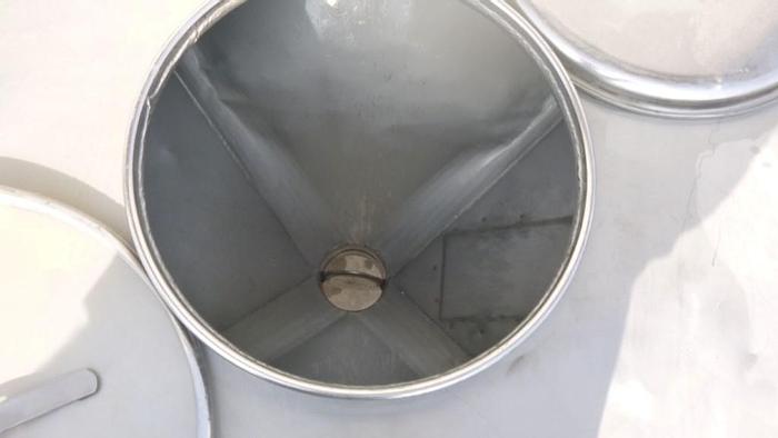 Used Bin, 25 CF, S/st, Tote, 190 Gallon, FLO-BIN, C/B (3) #S743594