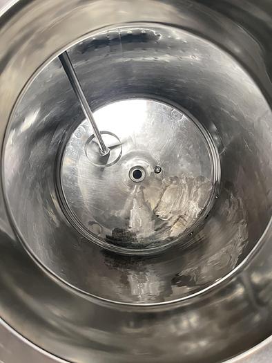 Used 500L Stainless Steel Jacketed Reactor w/Agitator 45 PSI Internal 154 PSI Jacket