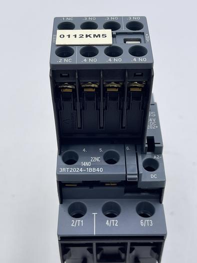 Used Siemens 3RT2024-1BB40 3RH2911-1HA31