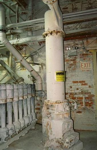 Used BLACK CLAWSON 20 #18362