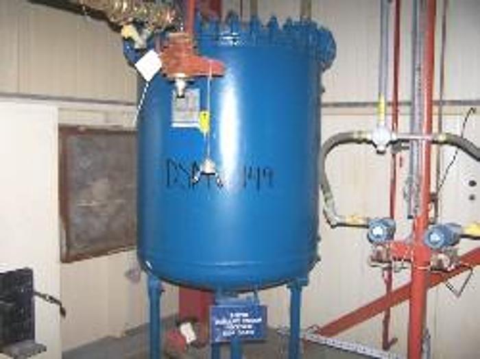 Used Pfaudler 300 gallon vertical glass lined vacuum receiver