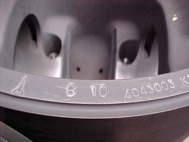 Used PISTONS DEUTZ BVM540 / 640