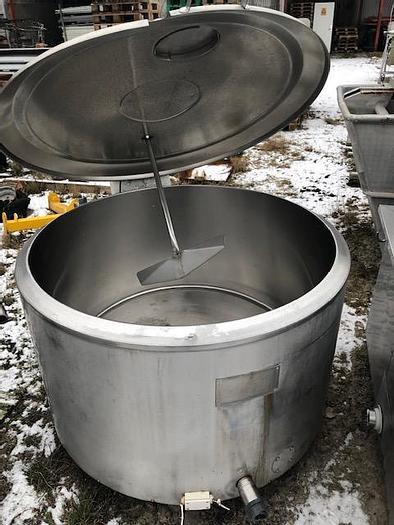 Used 700 liter Alfa Laval farm cooling tank