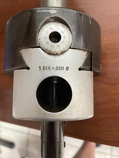 Used USED-CRITERION DBL-204 ADJUSTABLE BORING HEAD WITH BORING BAR / SHANK 1-1/4" DIAMETER/ SHANK 2-1/2" LENGTH