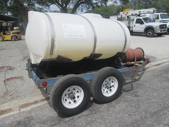 Used 750 Gallon Water Tank And Trailer