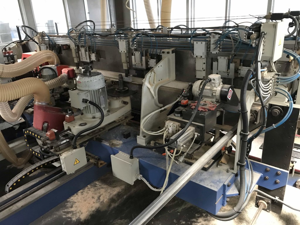 Ricondizionato 2004 Squadratrice doppia, marca Friulmac modello Idramat