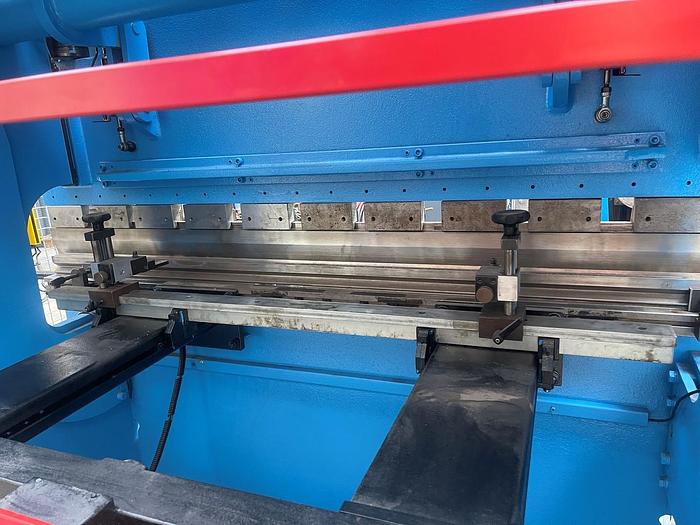 Usato PIEGATRICE GASPARINI IDRAULICA 2000X40