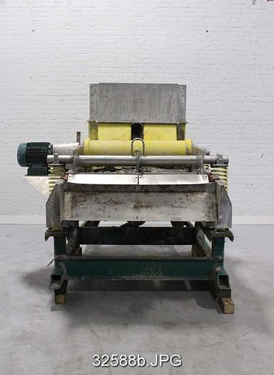 Used Black Clawson Wandel Vibrating Screen #32588