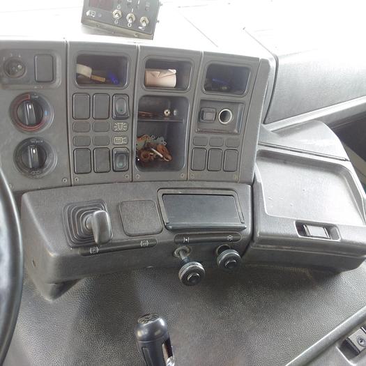 Usado 1989 SCANIA 93M 210 refrigerated box lorry