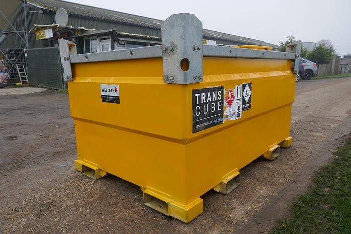 Used 2014 WESTERN 3000 LITRES