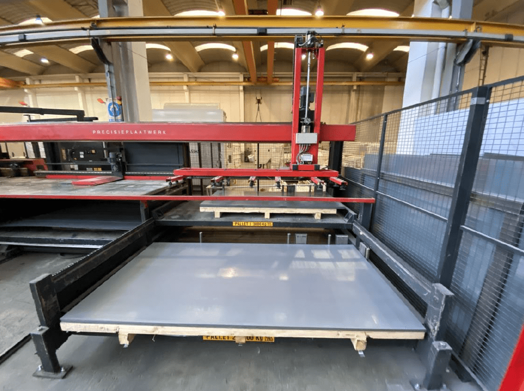 Used Amada Vipros 358 - Punching Machine