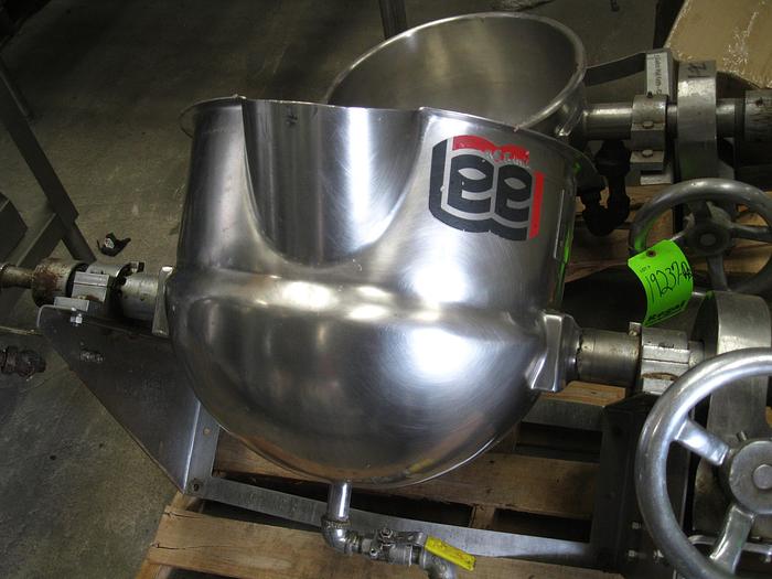 Used 5 GALLON WALL MOUNT STEAM KETTLE