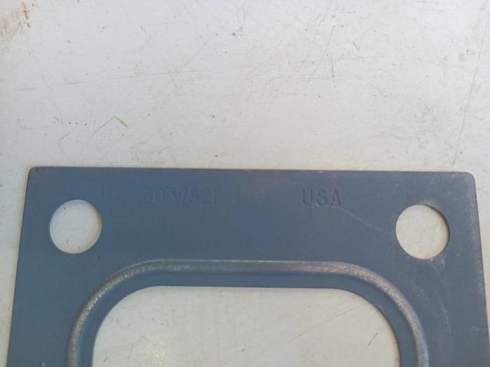  Junta do Coletor de Escape CUMMINS 3037821