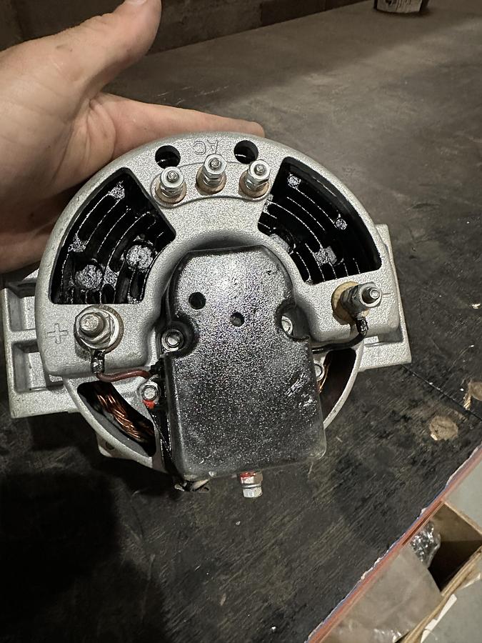 Remodelado Alternador de Voltagem Leece Neville Prestolite Pad Mount 28V 140A