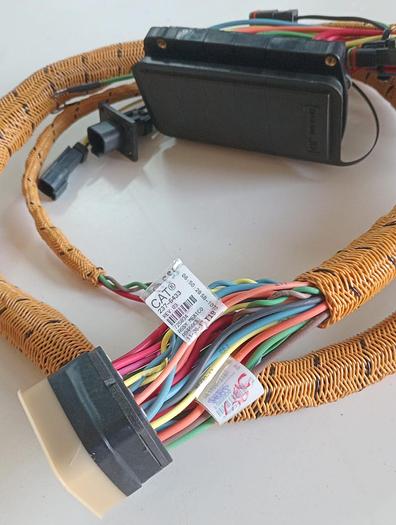 Chicote da Caixa de Fusíveis Caterpillar 237-6433