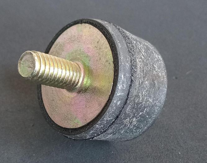 Suporte de Isolação em Sanduíche Caterpillar 9W-4361