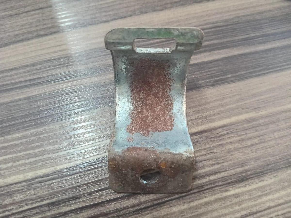 Meio Grampo Caterpillar 5P-7468