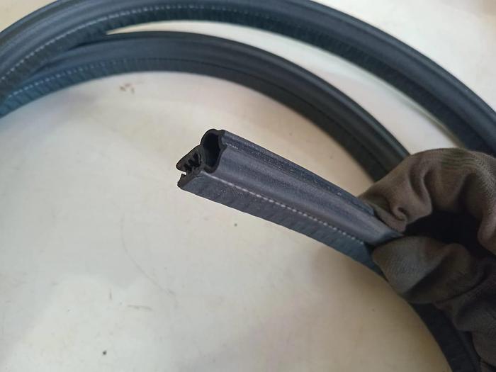 Vedação da Porta Mercedes Atego A97369701989051