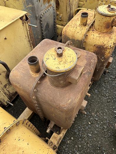 Usado Reservatório de óleo sistema de direção 155-4127 CAT 785