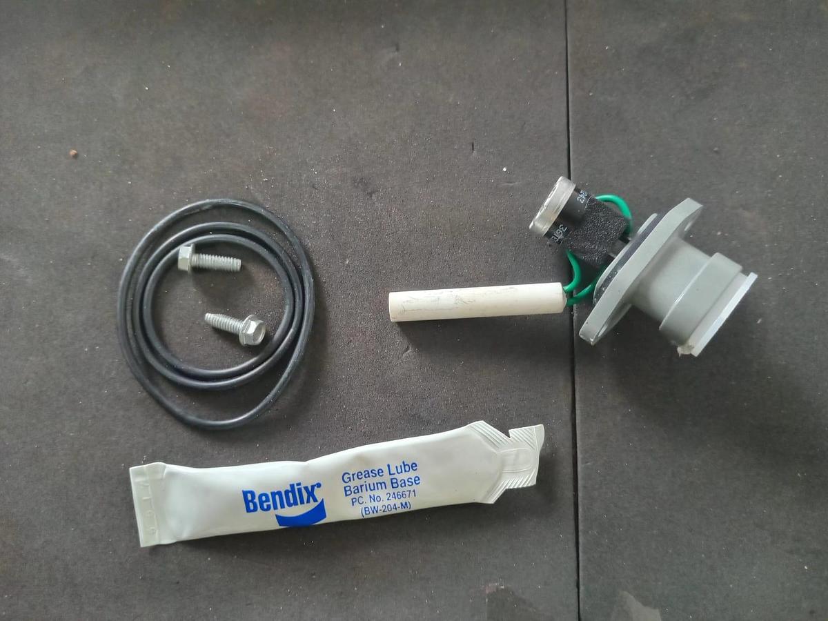 Usado Kit do Aquecedor Caterpillar 231-7579