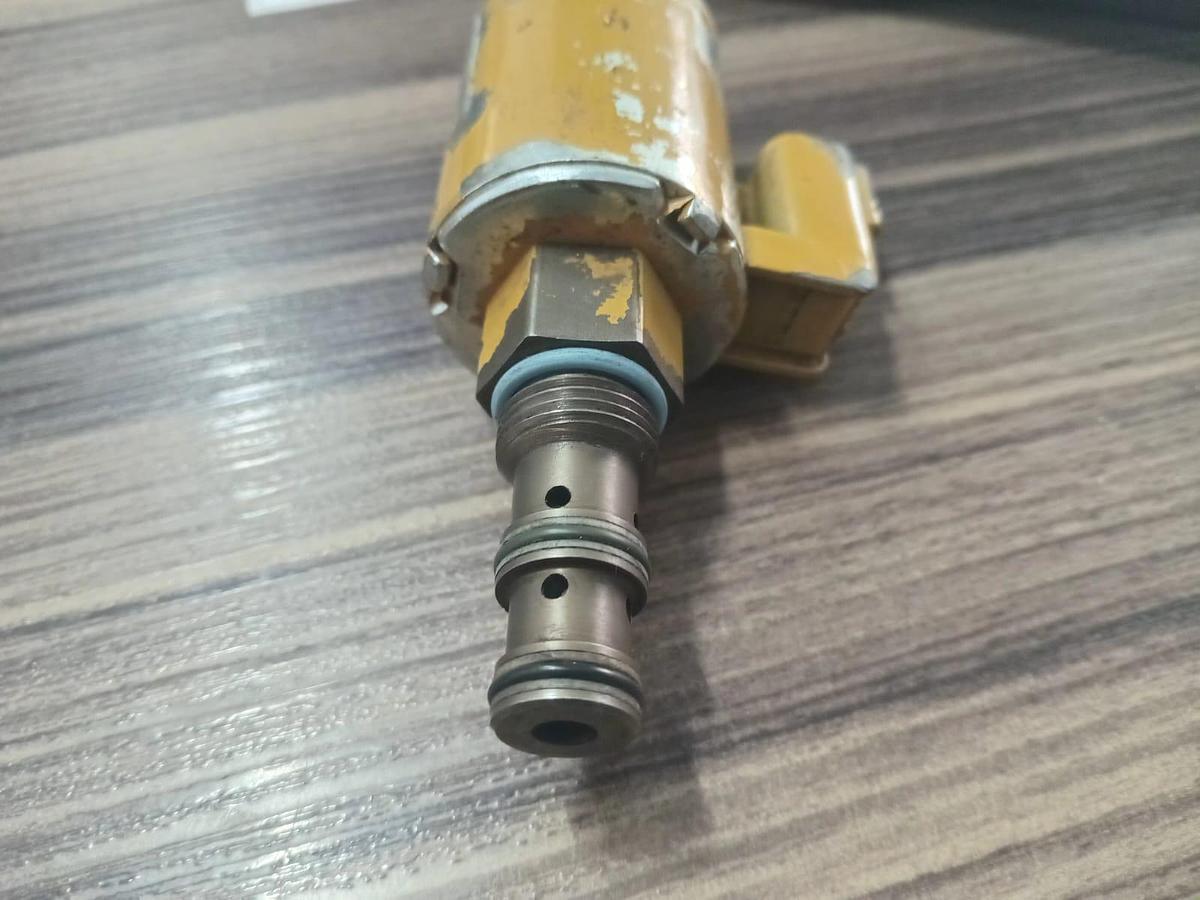 Usado Valvula Caterpillar 340-6409