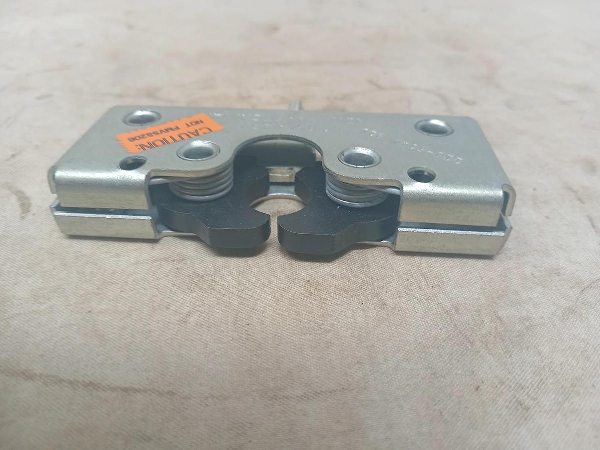 Conjunto de Trava-Porta Caterpillar 112-5344