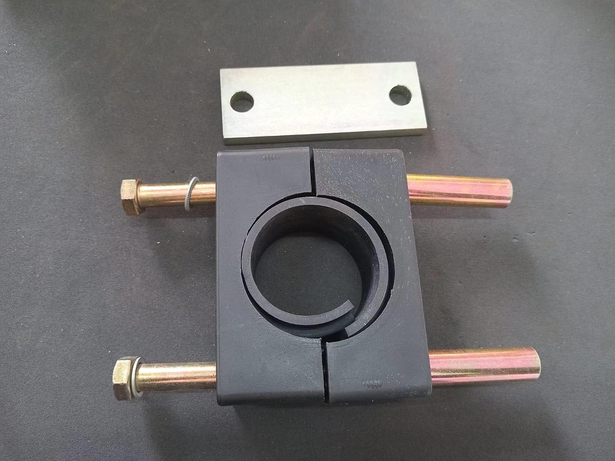 Braçadeira Liebherr 9363952