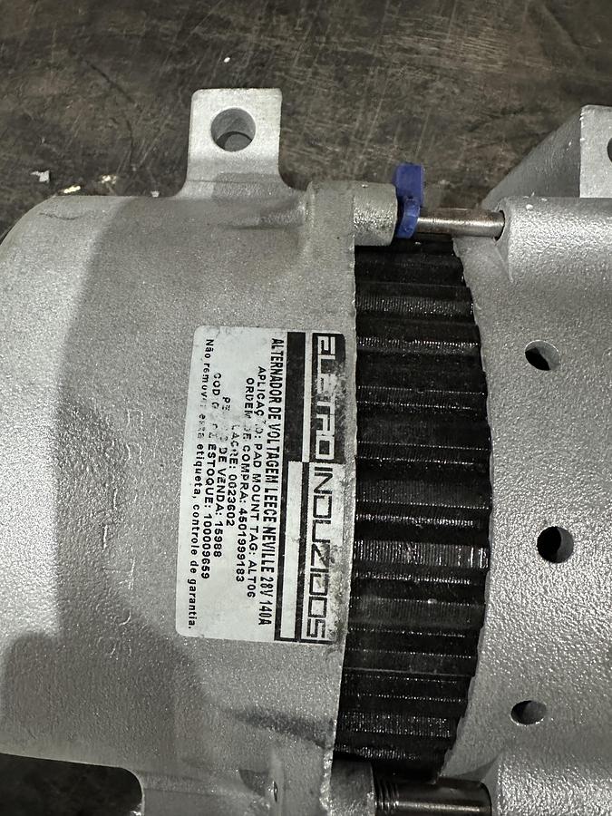 Remodelado Alternador de Voltagem Leece Neville Prestolite Pad Mount 28V 140A