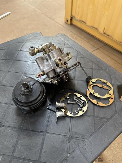 Usado Grupo de válvula do joystick Caterpillar D8RII