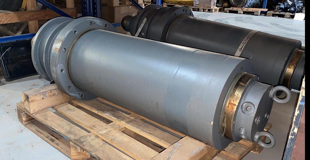 Usado Cilindro Suspensão Original Liebherr 10098484