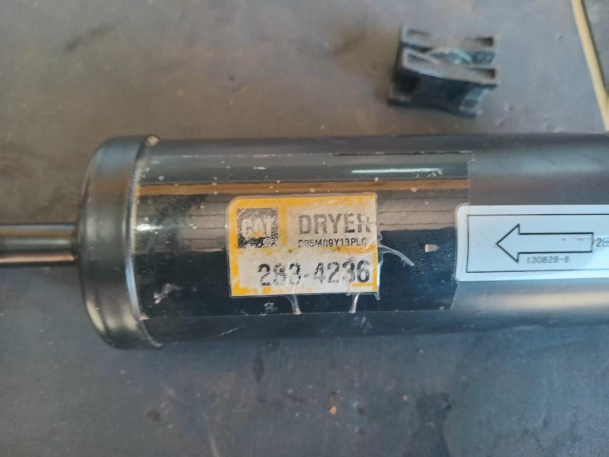 Filtro Secador Caterpillar 2834236