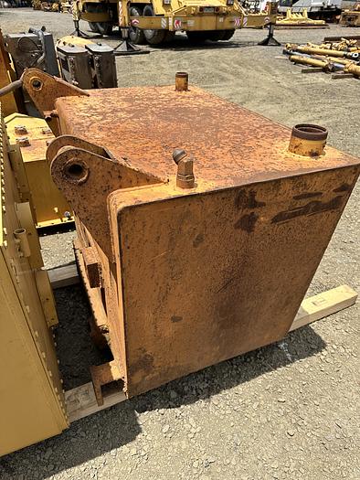Usado Reservatório de óleo hidráulico 5T-4463 CAT 785 / 789