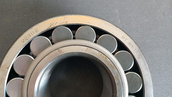 Rolamento Autocompensador de Rolos SKF 22311 E