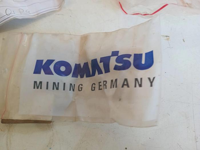 Placa Komatsu 51185798