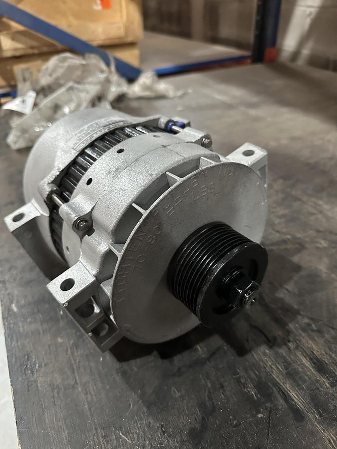 Remodelado Alternador de Voltagem Leece Neville Prestolite Pad Mount 28V 140A