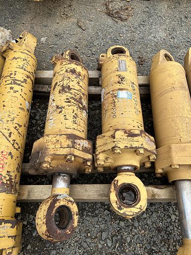 Usado Cilindro de elevação do Ripper 3G6457 Caterpillar D9N D8L