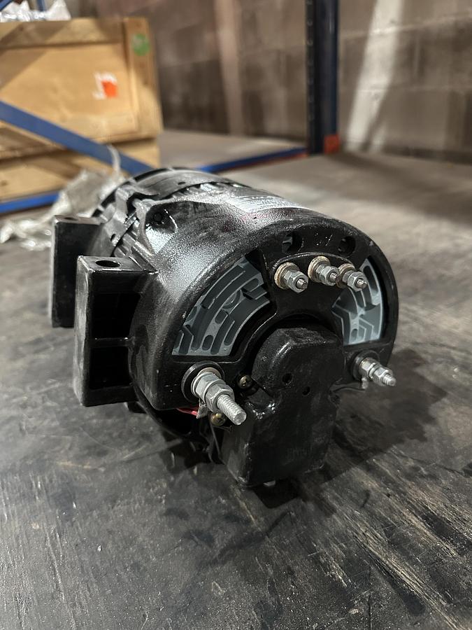 Remodelado Alternador de Voltagem Leece Neville Prestolite Pad Mount 28V 140A