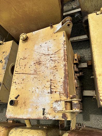 Usado Reservatório de óleo hidráulico 5T-4463 CAT 785 / 789