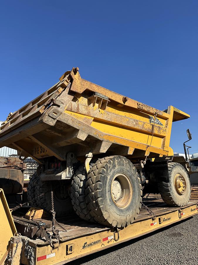 Usado Caminhão fora de estrada Randon RK430M ano 2011